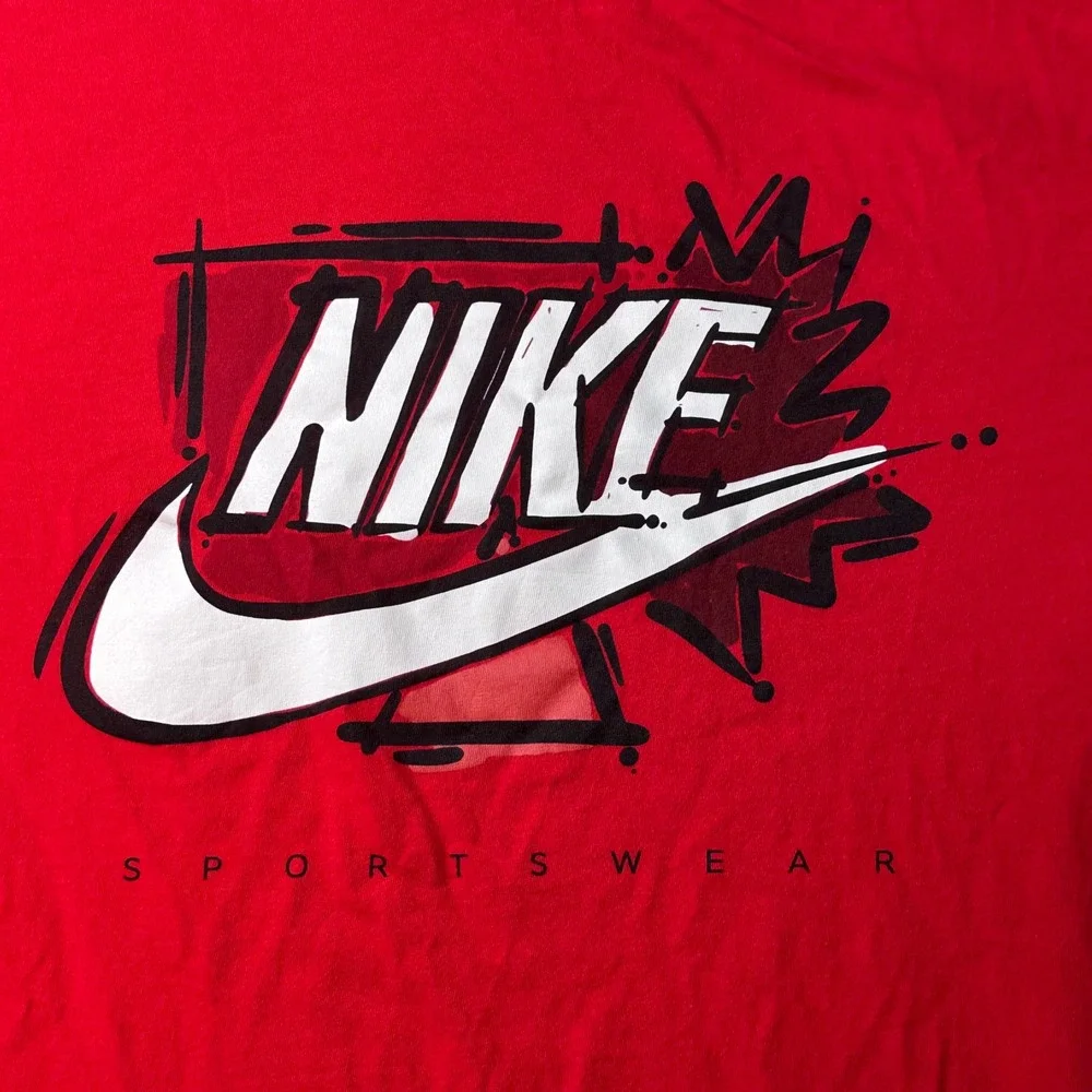 Nike T-Shirt Mens XXL Red Sportswear Graphic Swoosh Cotton 637586-RMF S/S